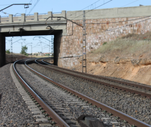 adaptación del tramo Santa Cruz de Mudela-San Fernando de Henares